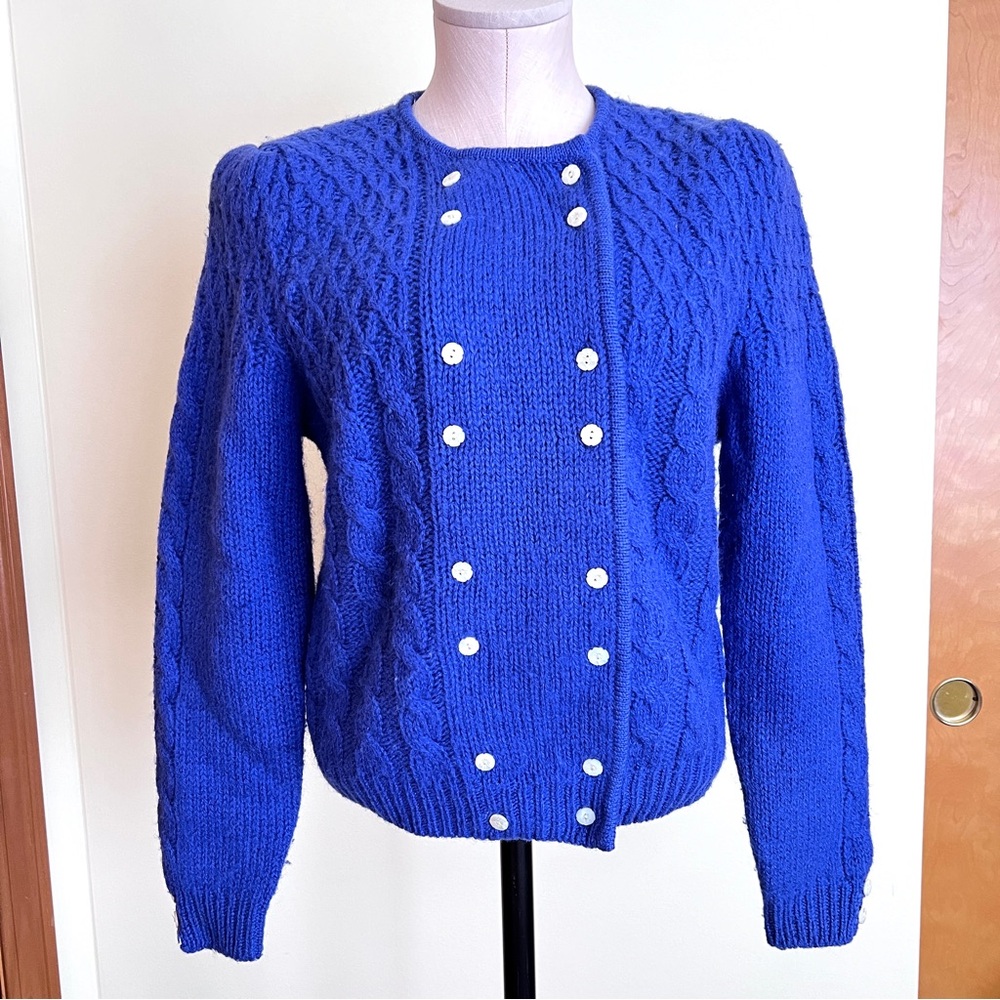 SOLD - VINTAGE Robert Scott Ltd Wool Cardigan Size 34 (Small)